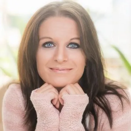 Angelika E. Erdpresser