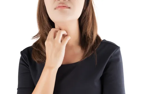 Gestresste Haut mit Hautausschlag – Ursachen, Symptome und Tipps zur Stressbewältigung