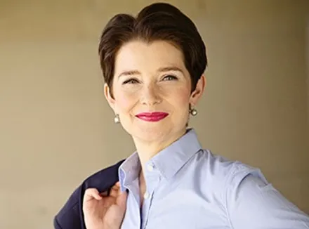 Dr. Ilona Bürgel